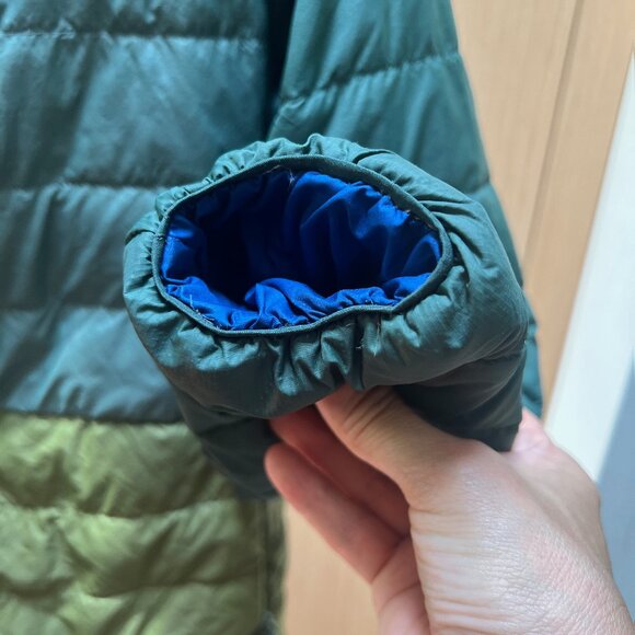Patagonia Down Sweater (size 7-8) - Picture 5 of 5